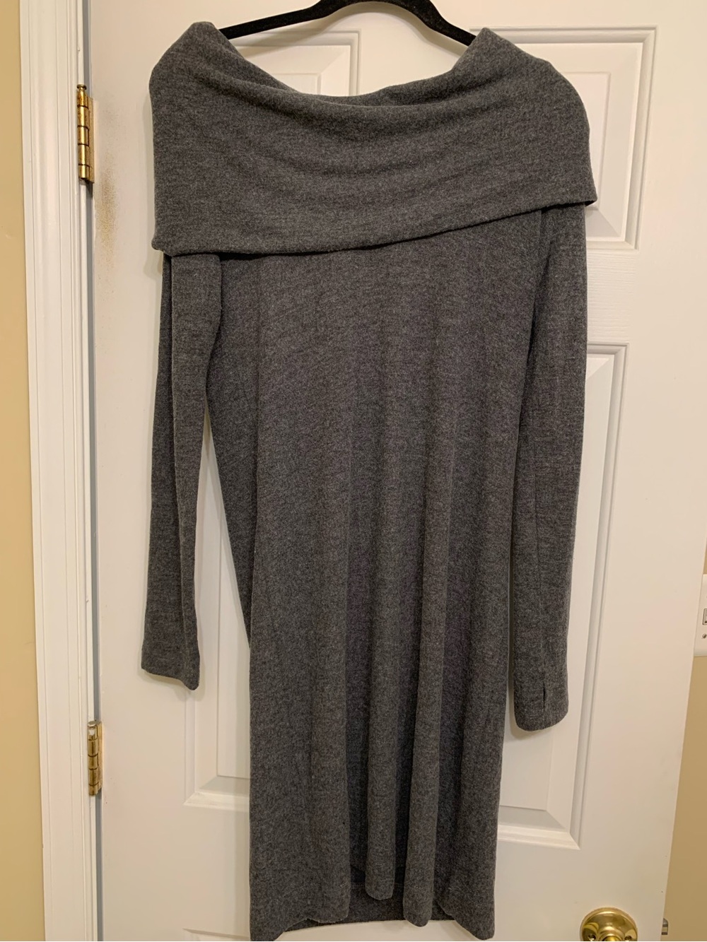 Off-Shoulder Long Sleeve Women's Sweater Dress - Gray